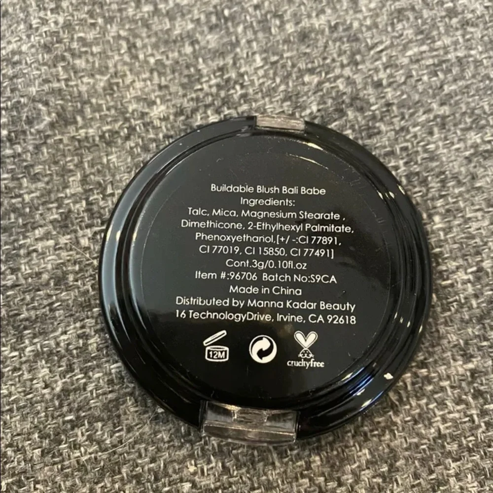 Manna Kadar Beauty Buildable Blush Bali Babe